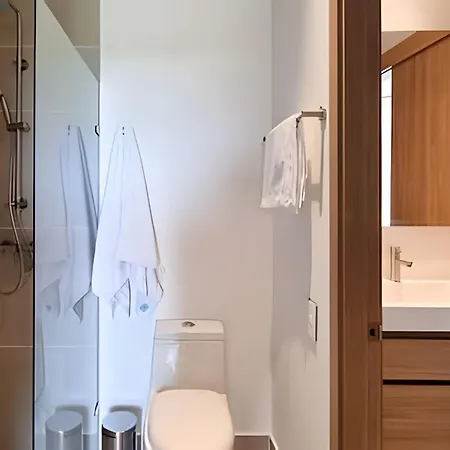 Baia Kristal Rnt Holiday home *